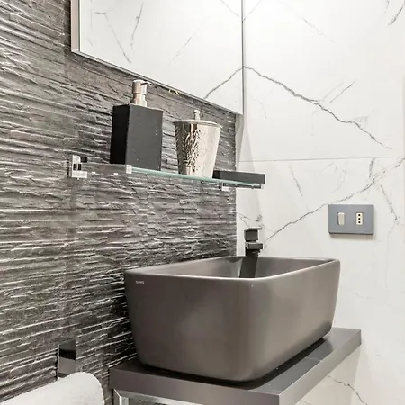 Trevi Luxury Jacuzzi * Řím