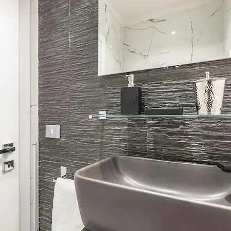 Trevi Luxury Jacuzzi