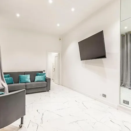 Trevi Luxury Jacuzzi Apartmán